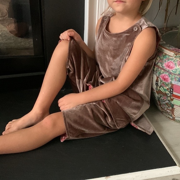 2‎ PCs Girls The Bae Hive Baesics Velvet tunic dress sz 4 NWT blush pink - Picture 12 of 15